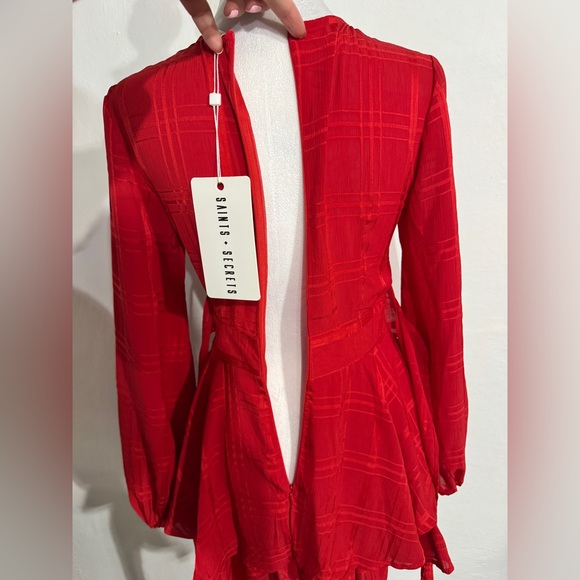 Saints + Secrets red romper long sleeve size XS - Picture 9 of 11